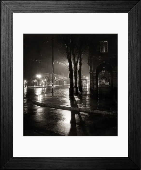 Framed Print : London Street Scene Framed Print : London Street Scene