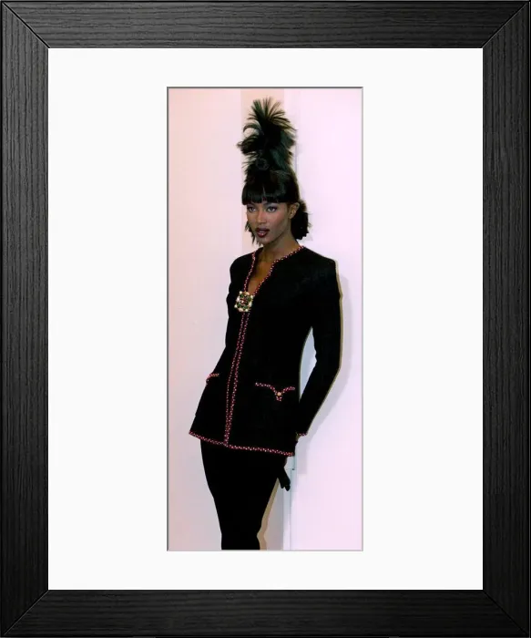Framed Print : NAOMI CAMPBELL MODELS CHANEL AT PARIS COUTURE Framed Print : NAOMI CAMPBELL MODELS CHANEL AT PARIS COUTURE