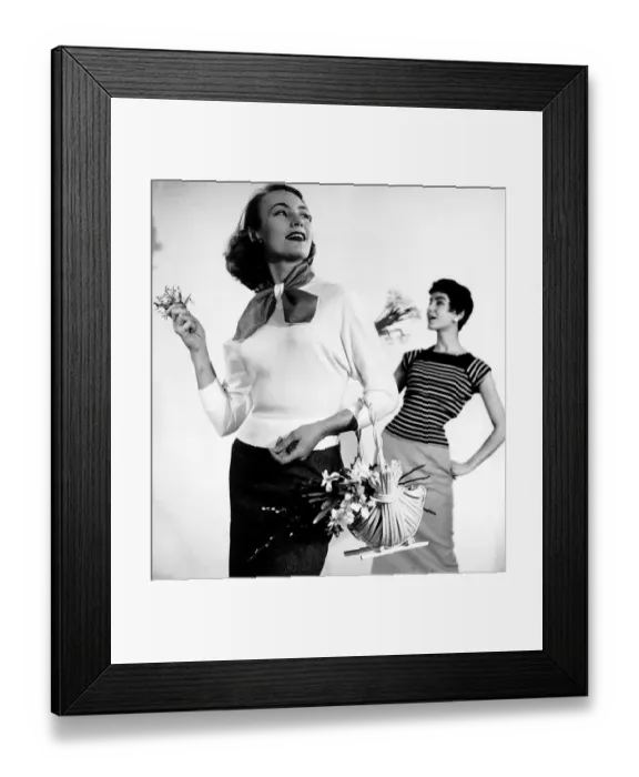 Framed Print : Jean Dawney showing the latest fashion clothing in the 1950s Handbag, flowers Framed Print : Jean Dawney showing the latest fashion clothing in the 1950s Handbag, flowers