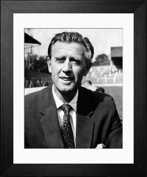 : Sheffield Wednesday manager Vic Buckingham poses for a portrait picture at Hillborough : Sheffield Wednesday manager Vic Buckingham poses for a portrait picture at Hillborough
