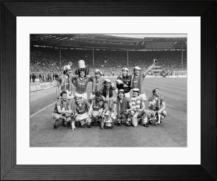 Framed Print : 1984 FA Cup Final at Wembley Stadium. Watford 0 v Everton 2 Framed Print : 1984 FA Cup Final at Wembley Stadium. Watford 0 v Everton 2