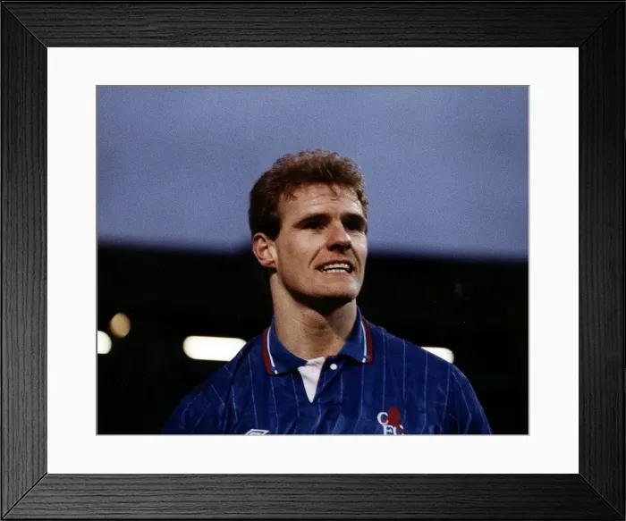 Framed Print : Gordon Durie Football playing for chelsea Dbase A©Mirrorpix