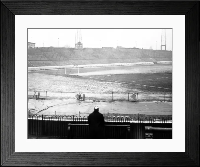 Framed Print : Chelseas Stamford Bridge ground under water as the game with Sheffield United is Framed Print : Chelseas Stamford Bridge ground under water as the game with Sheffield United is