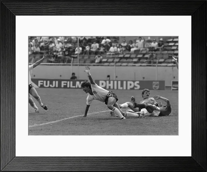 Framed Print : World Cup 1986 England 3 Poland 0 Gary Lineker turns in delight after he puts one Framed Print : World Cup 1986 England 3 Poland 0 Gary Lineker turns in delight after he puts one