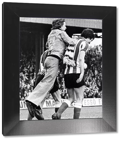 Sunderland Associated Football Club - Action from Sunderland v Hull 17 April 1976 - Mel