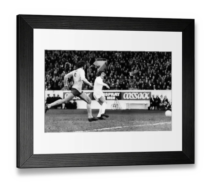 Framed Print : Sunderland Associated Football Club - FA Cup Semi Final against Arsenal 7 April 1973