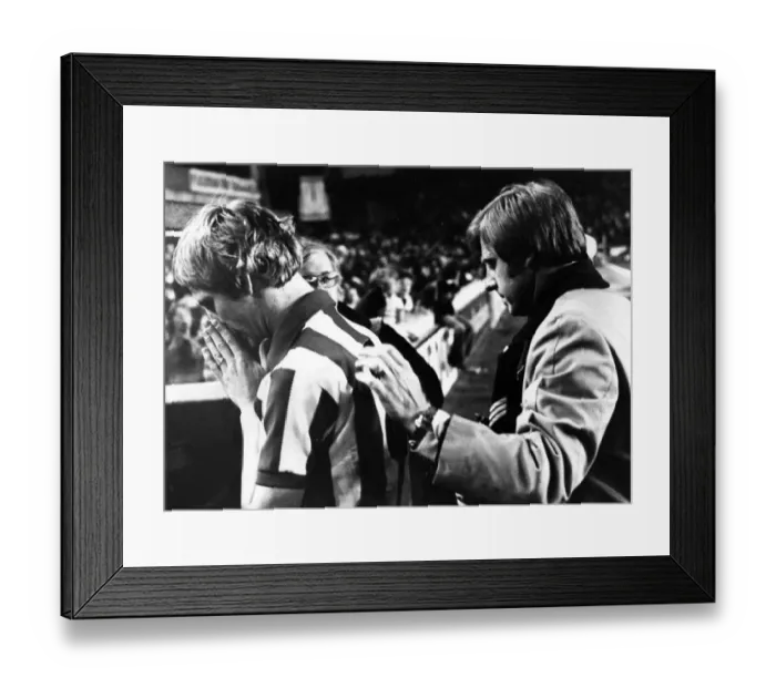 Framed Print : Sunderland Associated Football Club - Action from Sunderland v Everton 19 May 1977 - A Framed Print : Sunderland Associated Football Club - Action from Sunderland v Everton 19 May 1977 - A