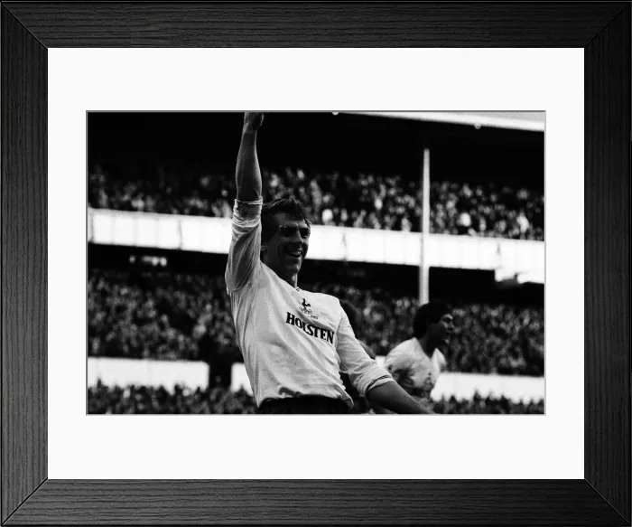 Framed Print : Tottenham Hotspur v Ipswich Town league match at White Hart Lane January 1984 Framed Print : Tottenham Hotspur v Ipswich Town league match at White Hart Lane January 1984