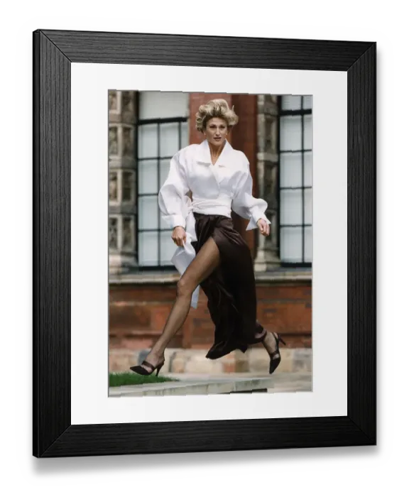 Framed Print : Paula Hamilton model wears Amanda Wakely design outfit at the Lloyds Bank British Fashion