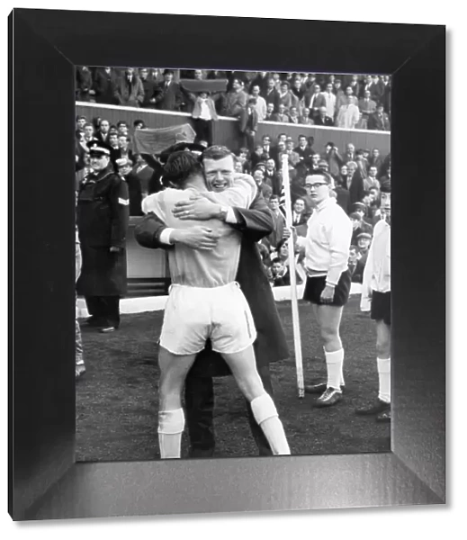 Celtic v. Rangers Ronnie Simpson and John Fallon hug each other after the 2-1