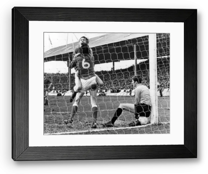 Framed Print : Rangers v. Aberdeen. Willie Johnstone and Colin Jackson celebrate whilst Aberdeen Framed Print : Rangers v. Aberdeen. Willie Johnstone and Colin Jackson celebrate whilst Aberdeen