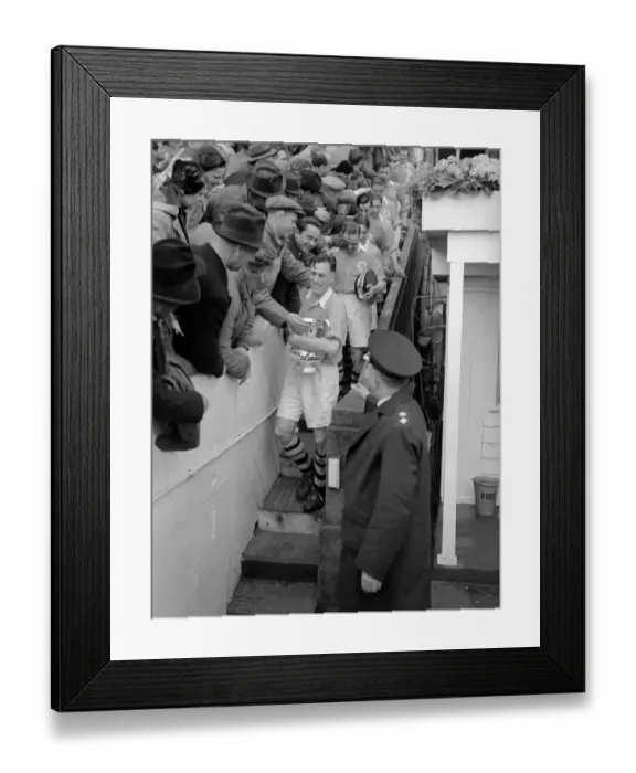 Framed Print : 1950 FA Cup Final at Wembley Stadium. Arsenal 2 v Liverpool 0
