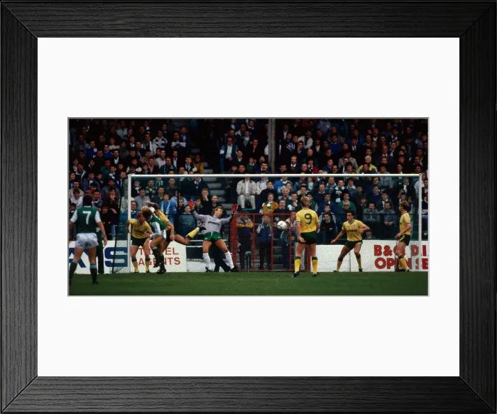Framed Print : Steve Archibald scores goal past Alan Rough October 1988 Framed Print : Steve Archibald scores goal past Alan Rough October 1988