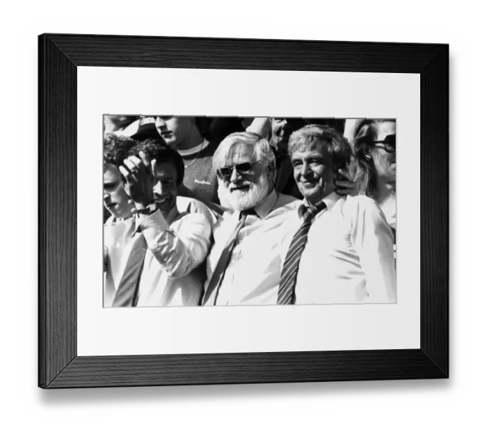 Framed Print : L to R John Hollins Ken Bates and John Neal watch as Chelsea return to the First Framed Print : L to R John Hollins Ken Bates and John Neal watch as Chelsea return to the First