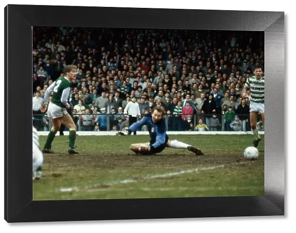 Celtic score past Alan Rough April 1986