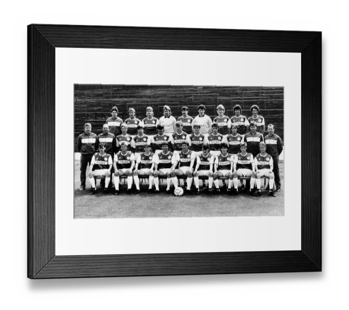Framed Print : Hibernian football team 1985 hibs