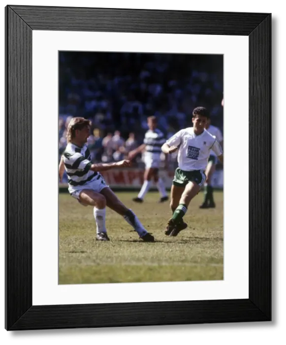 Framed Print : Peter Grant in action against Hibernian May 1989 Framed Print : Peter Grant in action against Hibernian May 1989