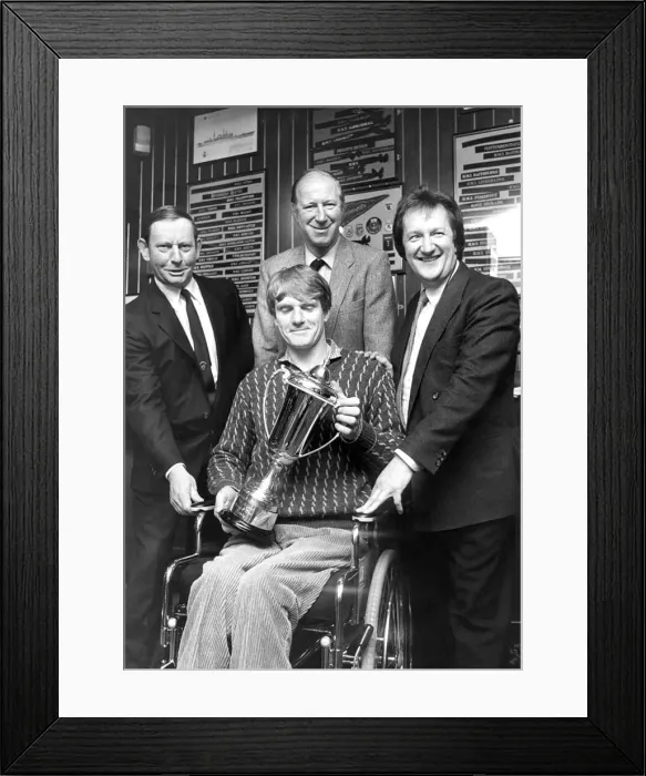 Framed Print : Republic of Ireland manager Jack Charlton at the Pig n Framed Print : Republic of Ireland manager Jack Charlton at the Pig n