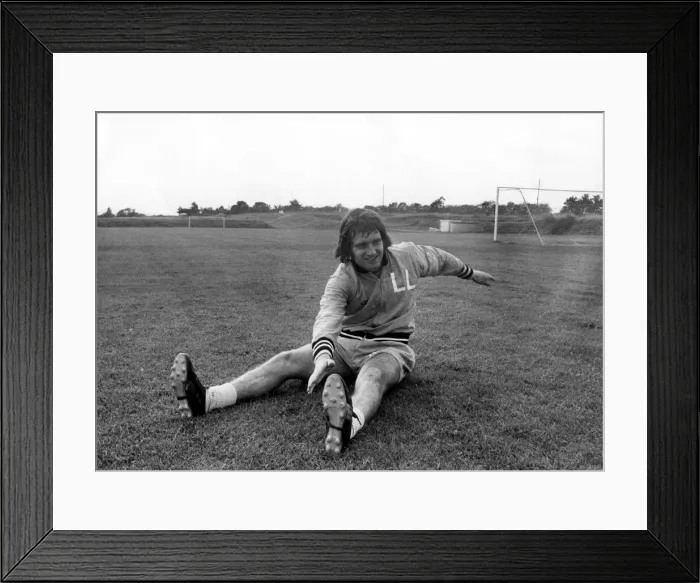 Framed Print : The loneliness of being the highest priced defender inthe land Framed Print : The loneliness of being the highest priced defender inthe land