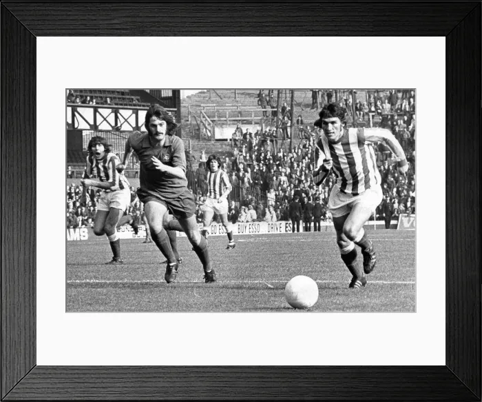 Framed Print : Sunderland Associated Football Club - Action from Sunderland v Nottingham Forest 30 Framed Print : Sunderland Associated Football Club - Action from Sunderland v Nottingham Forest 30
