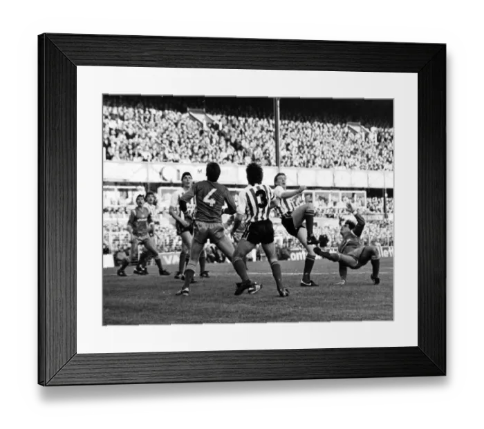 Framed Print : Sunderland Associated Football Club - Action from Sunderland v Manchester United 25 Framed Print : Sunderland Associated Football Club - Action from Sunderland v Manchester United 25