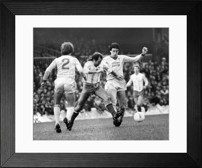Framed Print : Sunderland Associated Football Club - Action from Sunderland v Liverpool 28 December 1982 Framed Print : Sunderland Associated Football Club - Action from Sunderland v Liverpool 28 December 1982