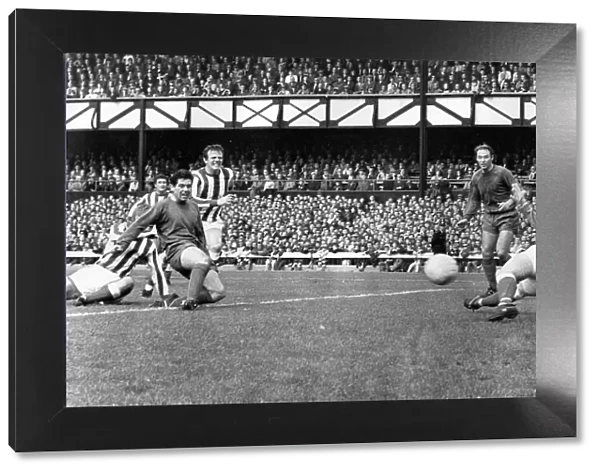Sunderland Associated Football Club - Action from Sunderland v Newcastle 31 August 1968