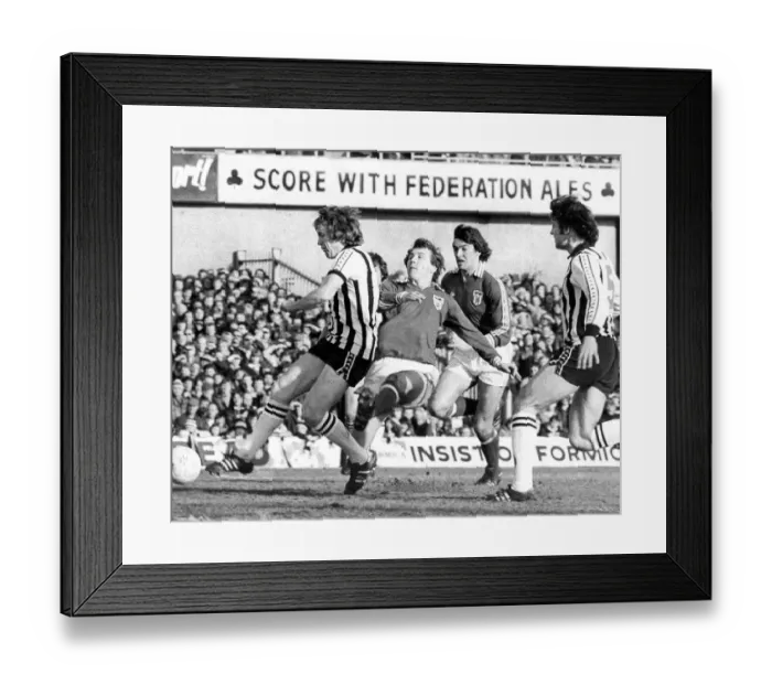 Framed Print : Sunderland Associated Football Club - Gary Rowell 24 February 1979 Framed Print : Sunderland Associated Football Club - Gary Rowell 24 February 1979