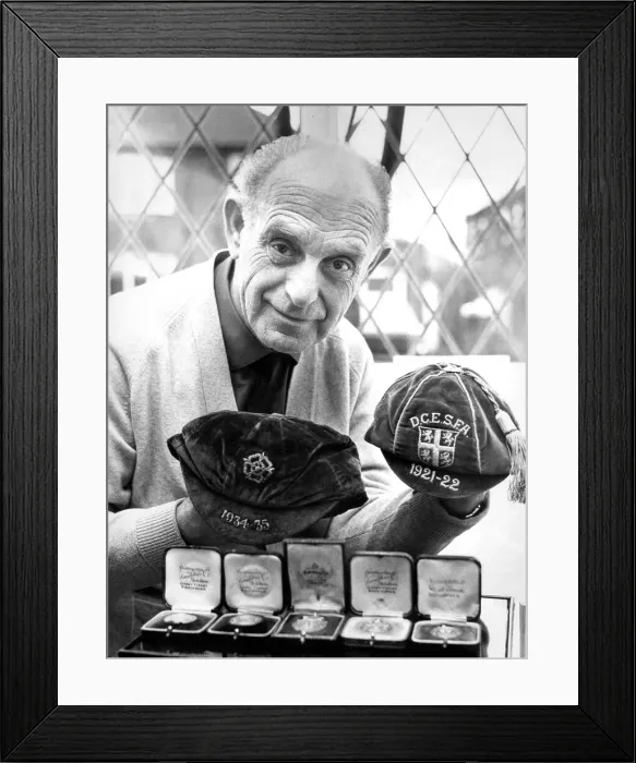 Framed Print : Sunderland Associated Football Club - Bob Gurney 23 March 1973 Framed Print : Sunderland Associated Football Club - Bob Gurney 23 March 1973