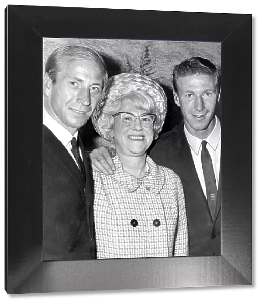 Bobby and Jack Charlton with their proud mother Cissie Charlton at a civic reception in