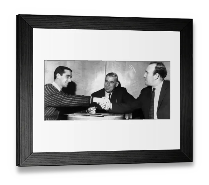 Framed Print : Tony Waddington Stoke City Manager (right) shakes hands with new signing Roy Vernon Framed Print : Tony Waddington Stoke City Manager (right) shakes hands with new signing Roy Vernon