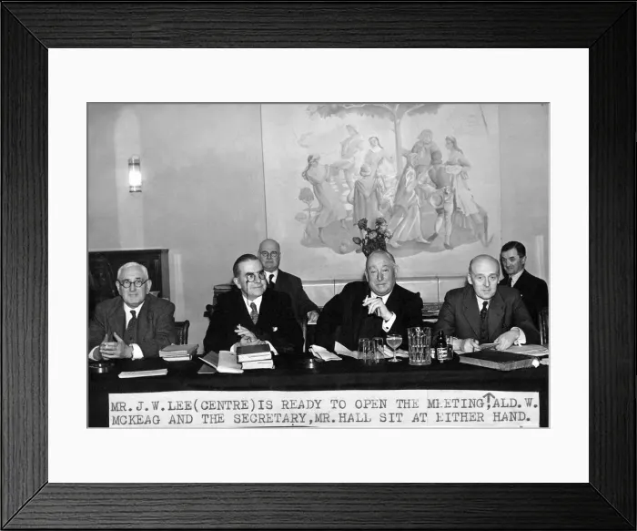 Framed Print : Newcastle United - Mr J W Lee (centre) is ready to open meeting and Mr W McKeag