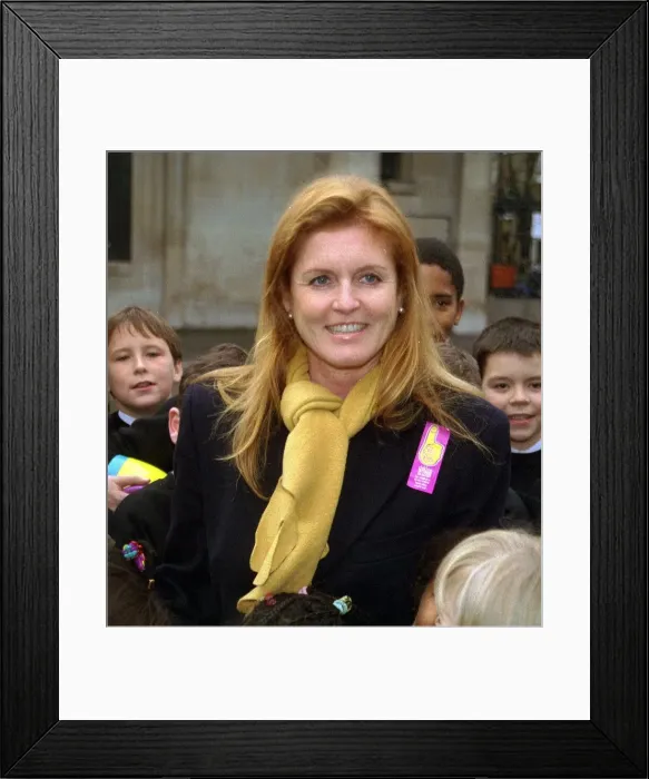 Framed Print : Sarah Ferguson holds Yewande, Andesida November 1999 from St Clement Danes school Framed Print : Sarah Ferguson holds Yewande, Andesida November 1999 from St Clement Danes school