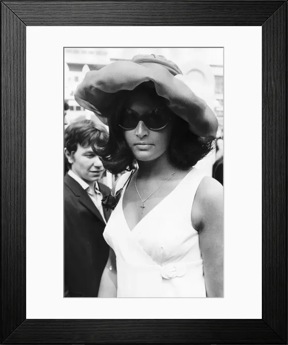 Framed Print : Lady in puffed hat and sunglasses at Royal Ascot in June 1968 Sixties fashion Framed Print : Lady in puffed hat and sunglasses at Royal Ascot in June 1968 Sixties fashion
