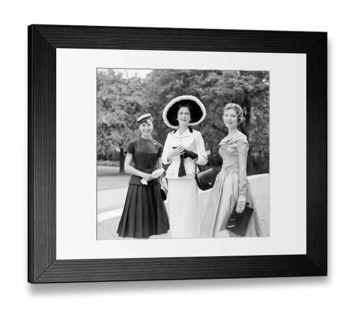 Framed Print : London Fashion Designers gave a garden party at Lancaster House for fashion buyers