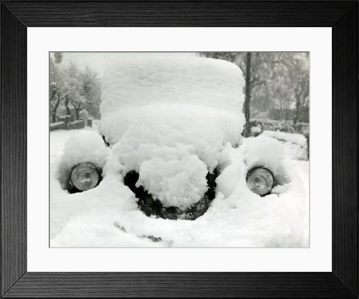 Framed Print : A car covered in snow after a heavy snowfall in Kent December 1962 A© Framed Print : A car covered in snow after a heavy snowfall in Kent December 1962 A©