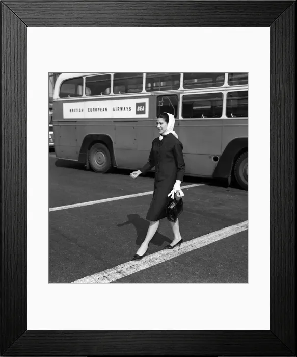 Framed Print : Margot Fonteyn walks to the VIP lounge at London Airport (Heathrow Framed Print : Margot Fonteyn walks to the VIP lounge at London Airport (Heathrow