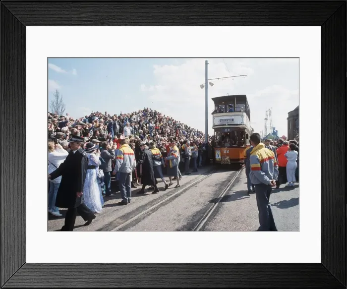Framed Print : Prince Charles and Princess Diana on the tram at the Glasgow Garden Festival Framed Print : Prince Charles and Princess Diana on the tram at the Glasgow Garden Festival