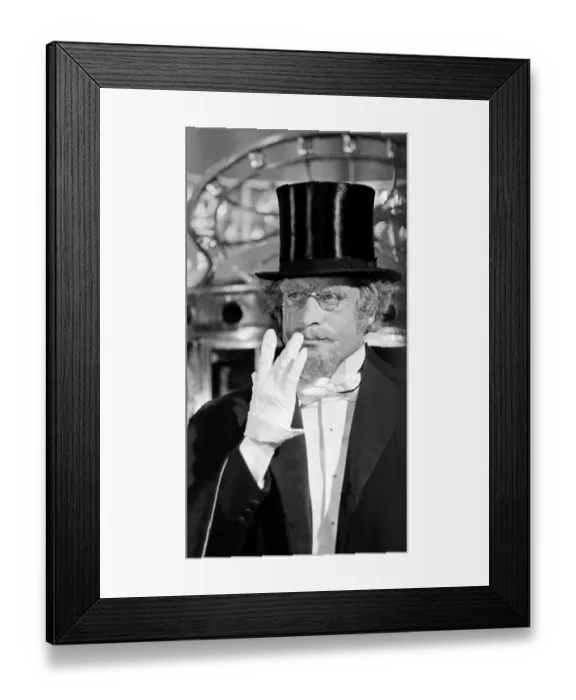 Framed Print : Oliver Reed in Assination Bureau The first week of shooting at Pinewood