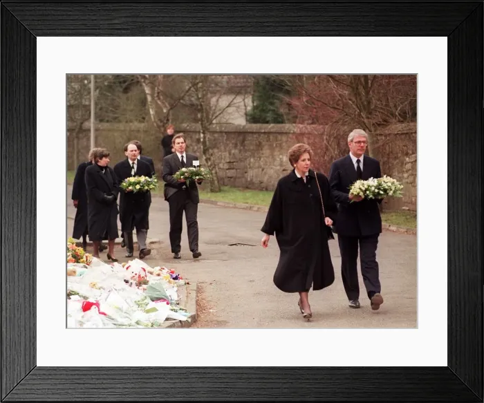 Framed Print : John Major Prime Minister and his wife Norma walking with wreath at Dunblane Primary Framed Print : John Major Prime Minister and his wife Norma walking with wreath at Dunblane Primary