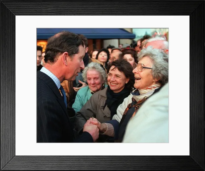 Framed Print : Prince Charles meets Helen Mowatt and Sylvia Christie in Princes Street Edinburgh Framed Print : Prince Charles meets Helen Mowatt and Sylvia Christie in Princes Street Edinburgh