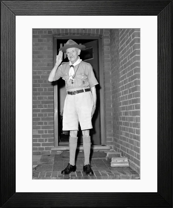 Framed Print : William Phillips aged 85 seen here in 1959 then one of the United Kingdoms oldest Scouts