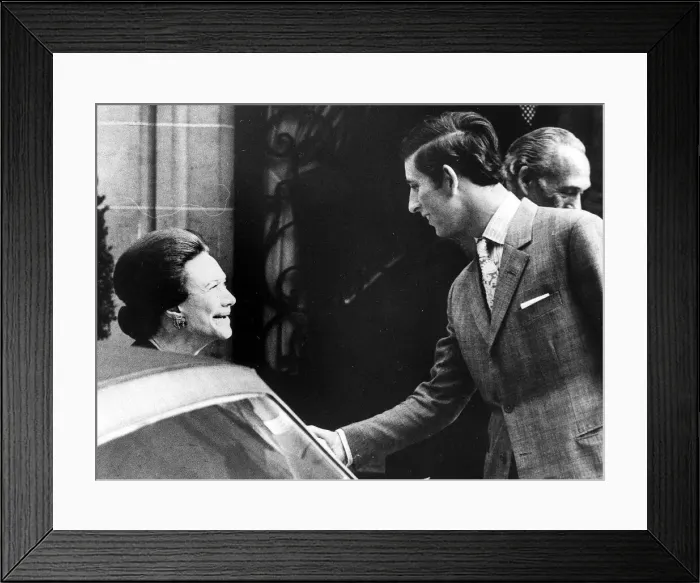 Framed Print : Prince Charles shakes hands with Duchess of Windsor 1972 at the conclusion of his