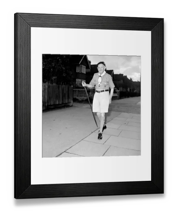Framed Print : William Phillips aged 85 seen here in 1959 then one of the United Kingdoms oldest Scouts Framed Print : William Phillips aged 85 seen here in 1959 then one of the United Kingdoms oldest Scouts
