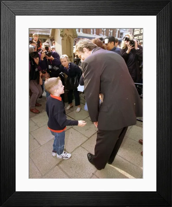Framed Print : Tony Blair Prime Minister with George Bates Sept 1998 a shy six year old admirer