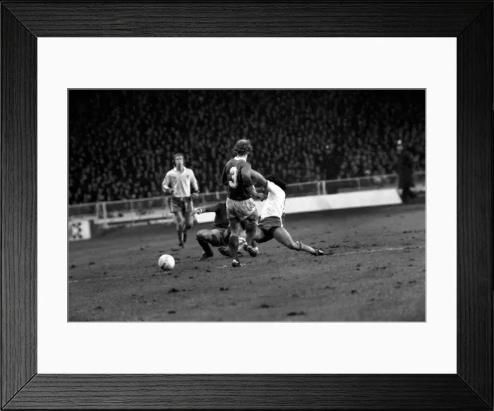 Framed Print : England (2) v. West Germany (0). March 1975 75-01404-065 Framed Print : England (2) v. West Germany (0). March 1975 75-01404-065
