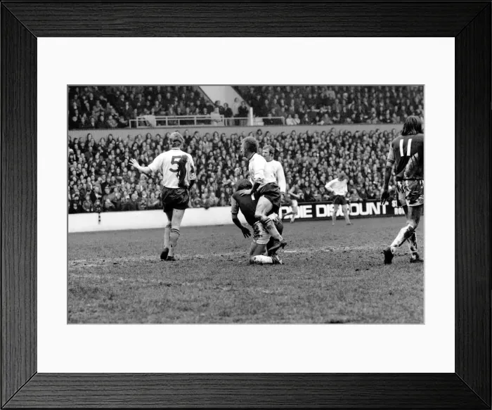 Framed Print : Football: West Ham vs. Burnley F. C. March 1975 75-01462-006 Framed Print : Football: West Ham vs. Burnley F. C. March 1975 75-01462-006