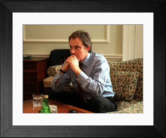 Framed Print : Tony Blair MP Prime Minister during interview March 1998 with The Mirror editor Piers Framed Print : Tony Blair MP Prime Minister during interview March 1998 with The Mirror editor Piers
