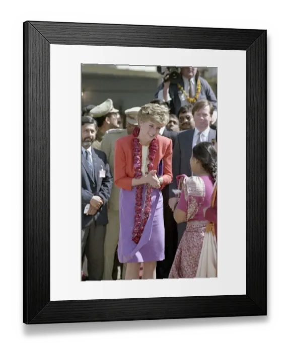Framed Print : Prince Charles and Princess Diana visit India between 10th and 15th February 1992
