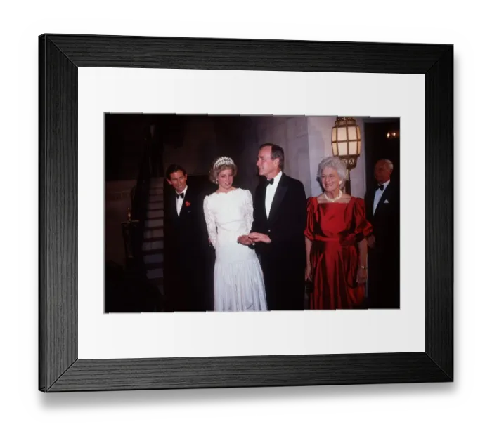 Framed Print : Prince Charles and Princess Diana at a British Embassy Dinner in Washington with Vice